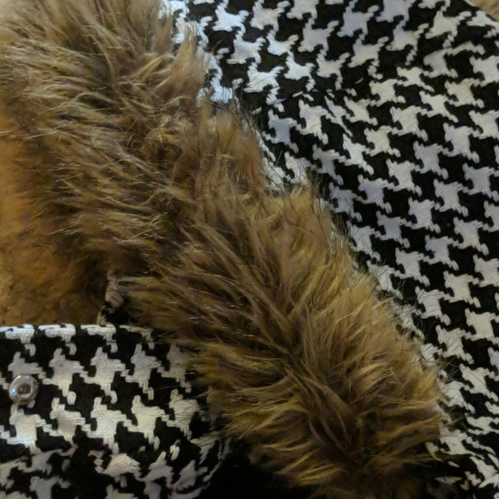 USED Girls Winter coat - Picture 4 of 5